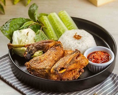 Ayam Goreng Lekker